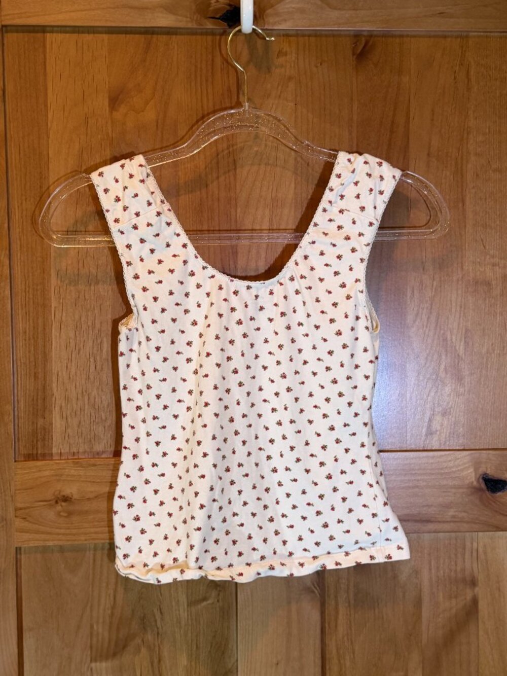 Brandy Melville Floral Lace Trim Tank Top - Picture 3 of 4